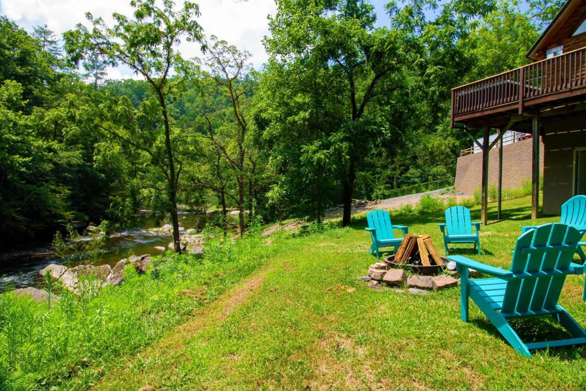 Smoky Waters Chalet Sevierville Extérieur photo